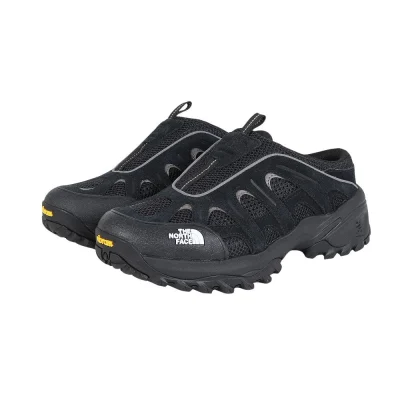 Giày sneaker THE NORTH FACE HEDGEHOG Đen (NF52543 KW)